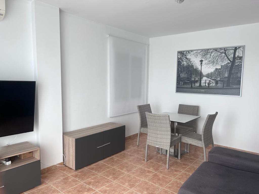 Apartamentos La Caleta Caleta de Vélez Eksteriør billede