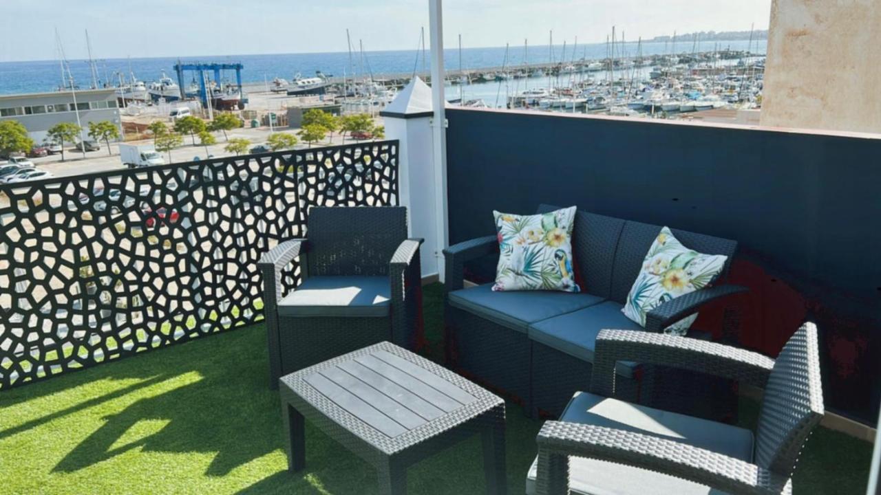 Apartamentos La Caleta Caleta de Vélez Eksteriør billede