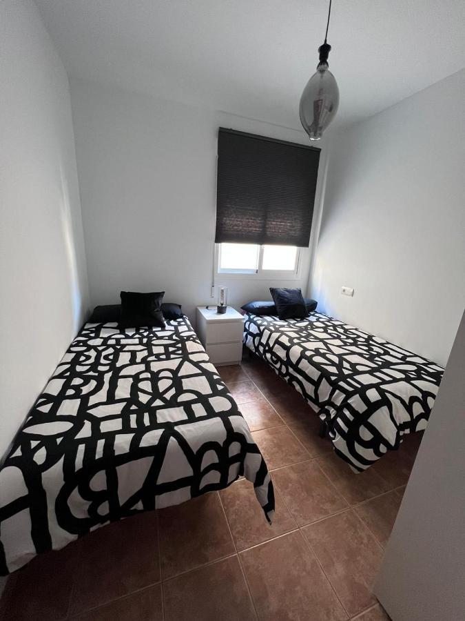 Apartamentos La Caleta Caleta de Vélez Eksteriør billede